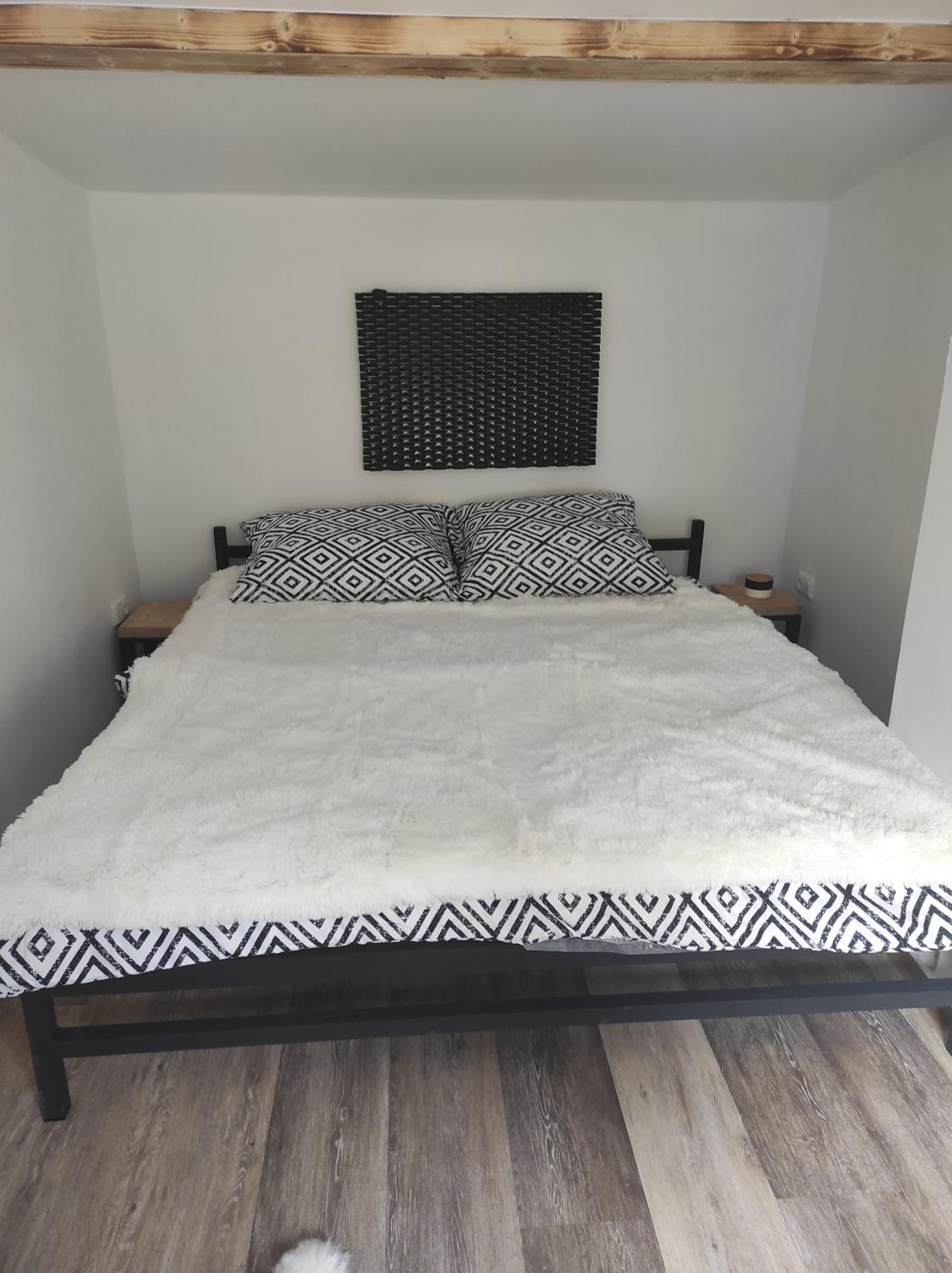 Klid Apartment Budyne nad Ohri Екстериор снимка